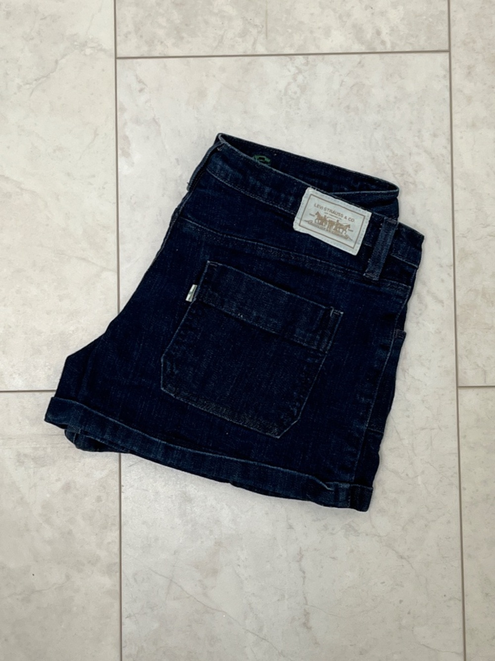 Women's Levi's Shorts 10 30W